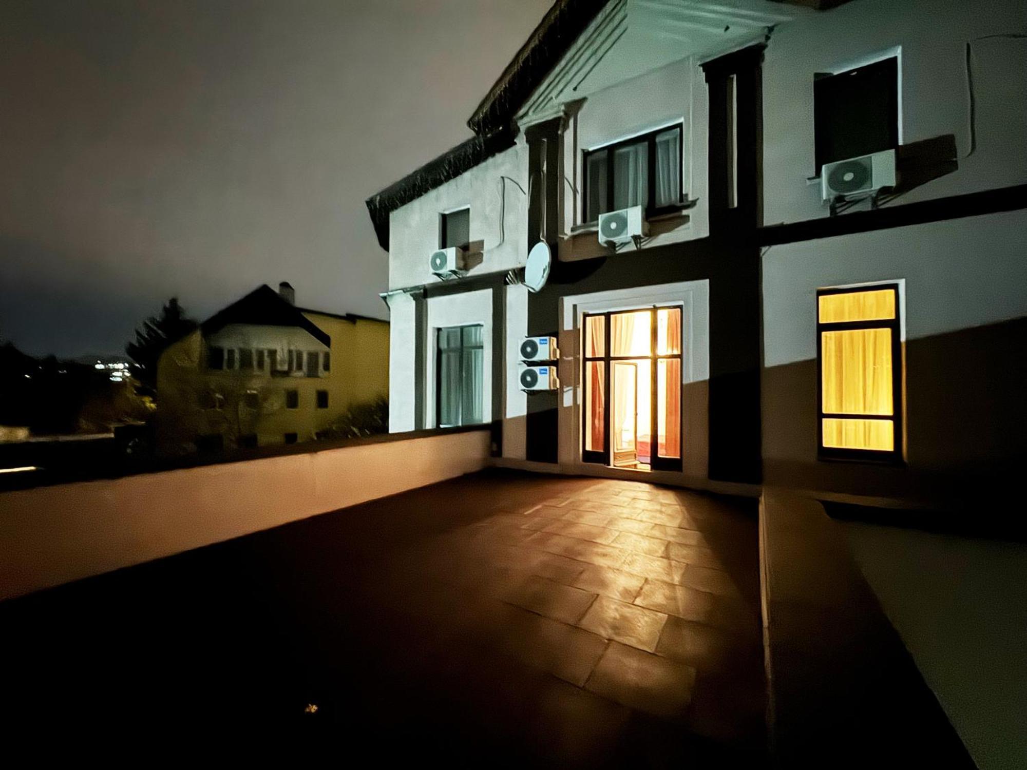 Signeev'S Villa เคียฟ ภายนอก รูปภาพ
